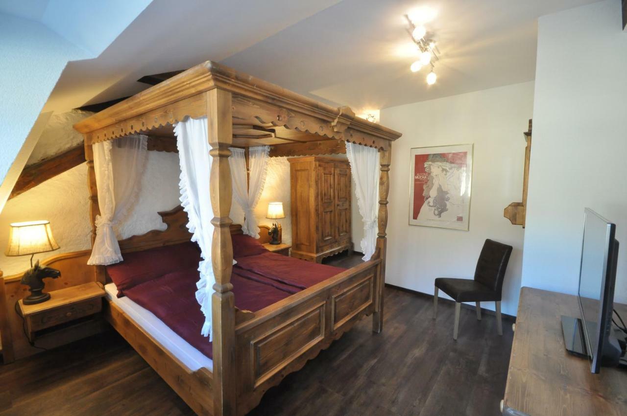 B&B Zum Rossli Zunzgen Kültér fotó